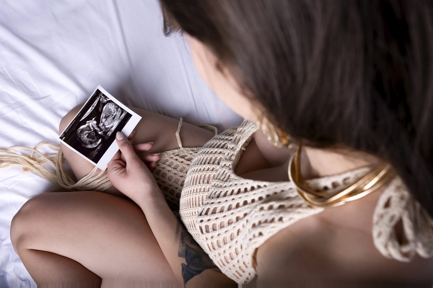 Graceful maternity studio session in Aberdeen
