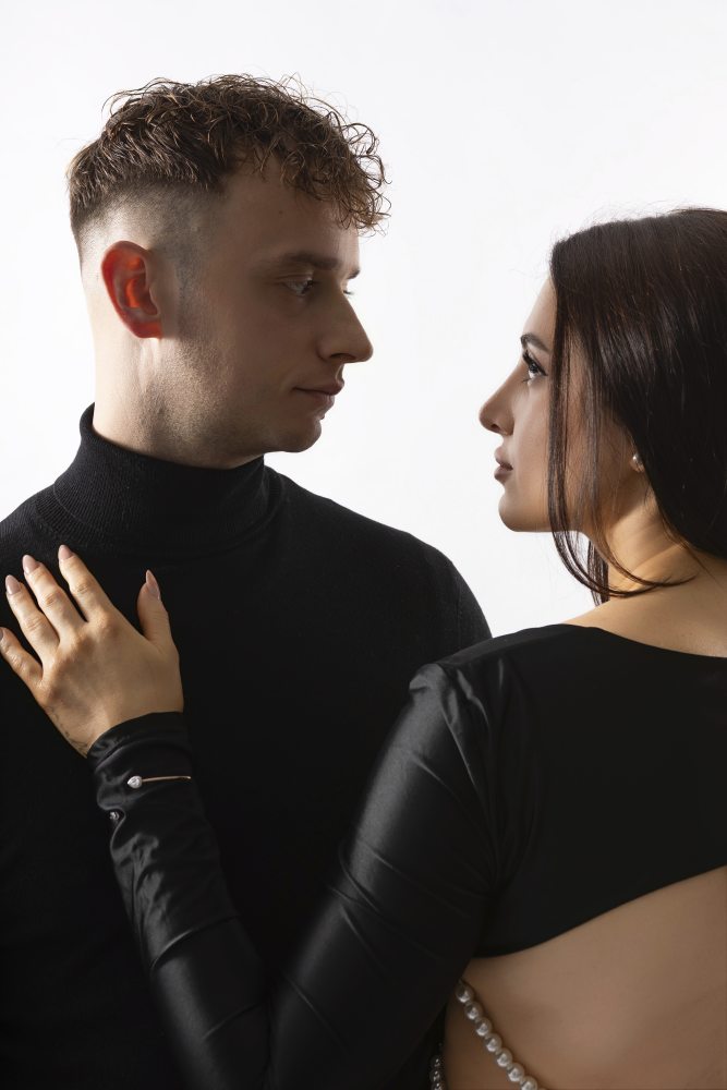 Authentic couples portrait session in Aberdeen