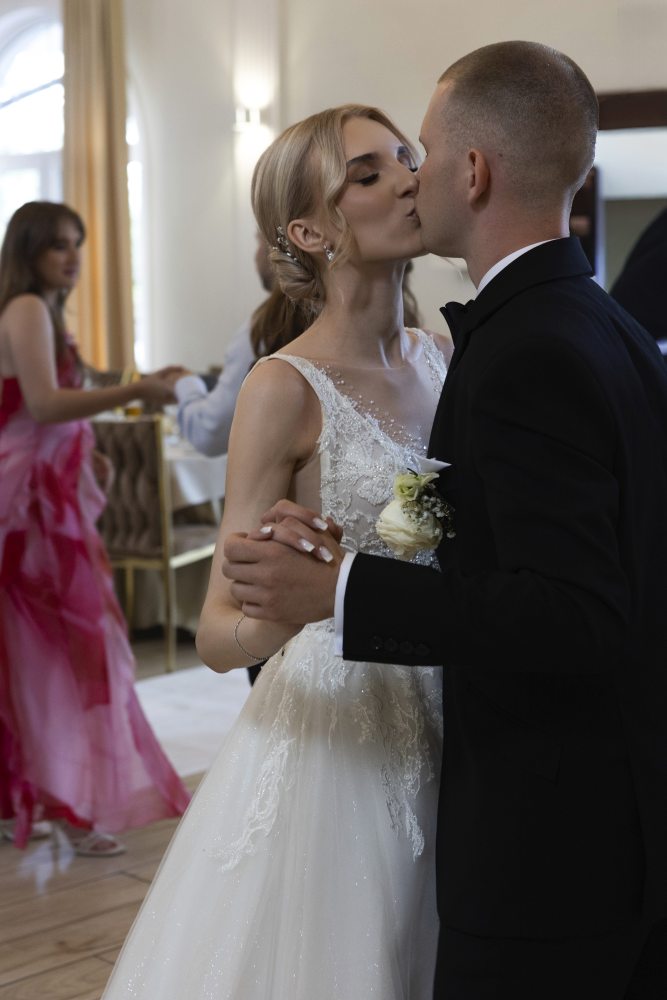 Luxury wedding couple session Scotland
